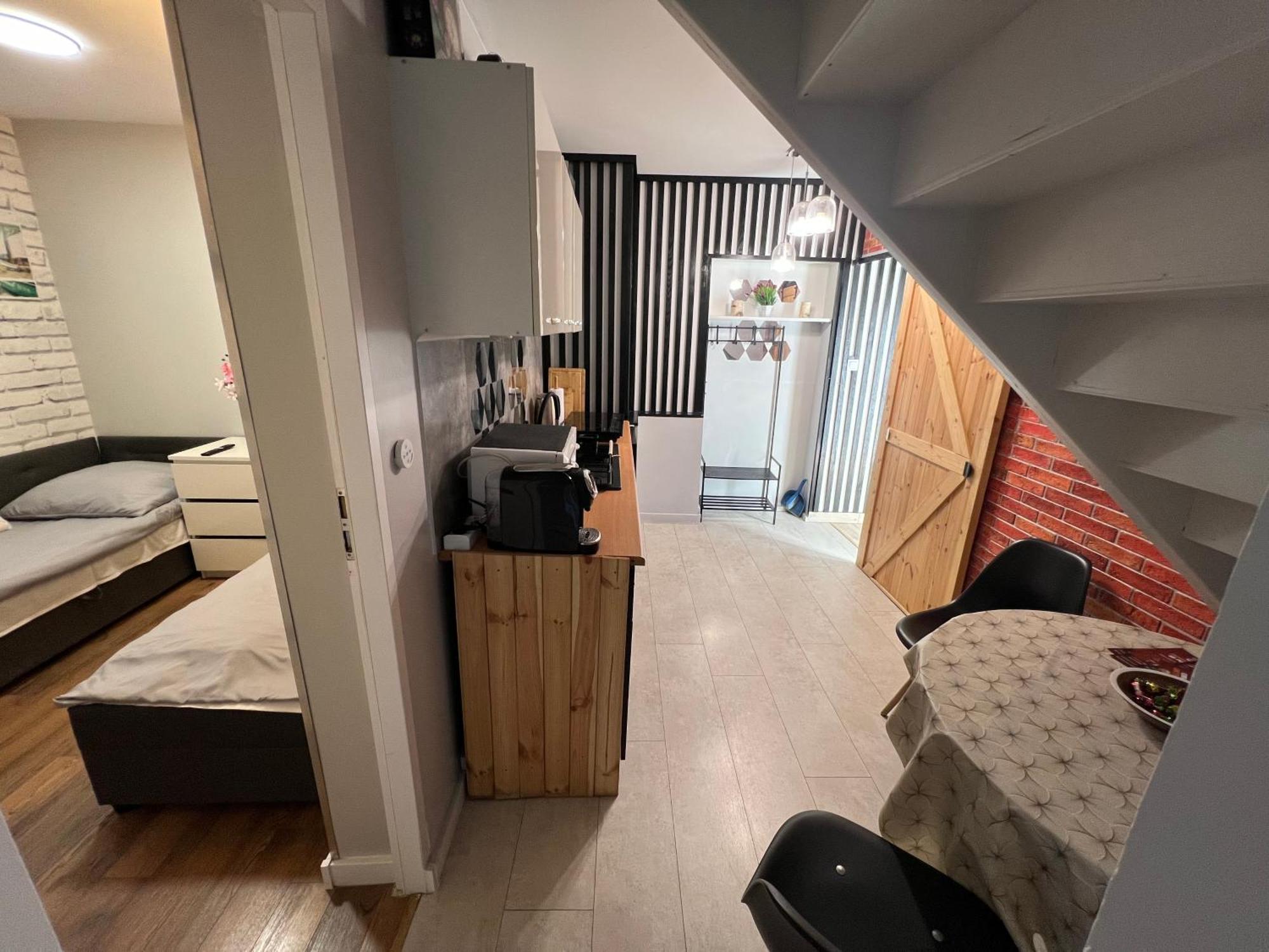 Aparthotel Przytulny Zakatek à Zerniki Wroclawskie Extérieur photo